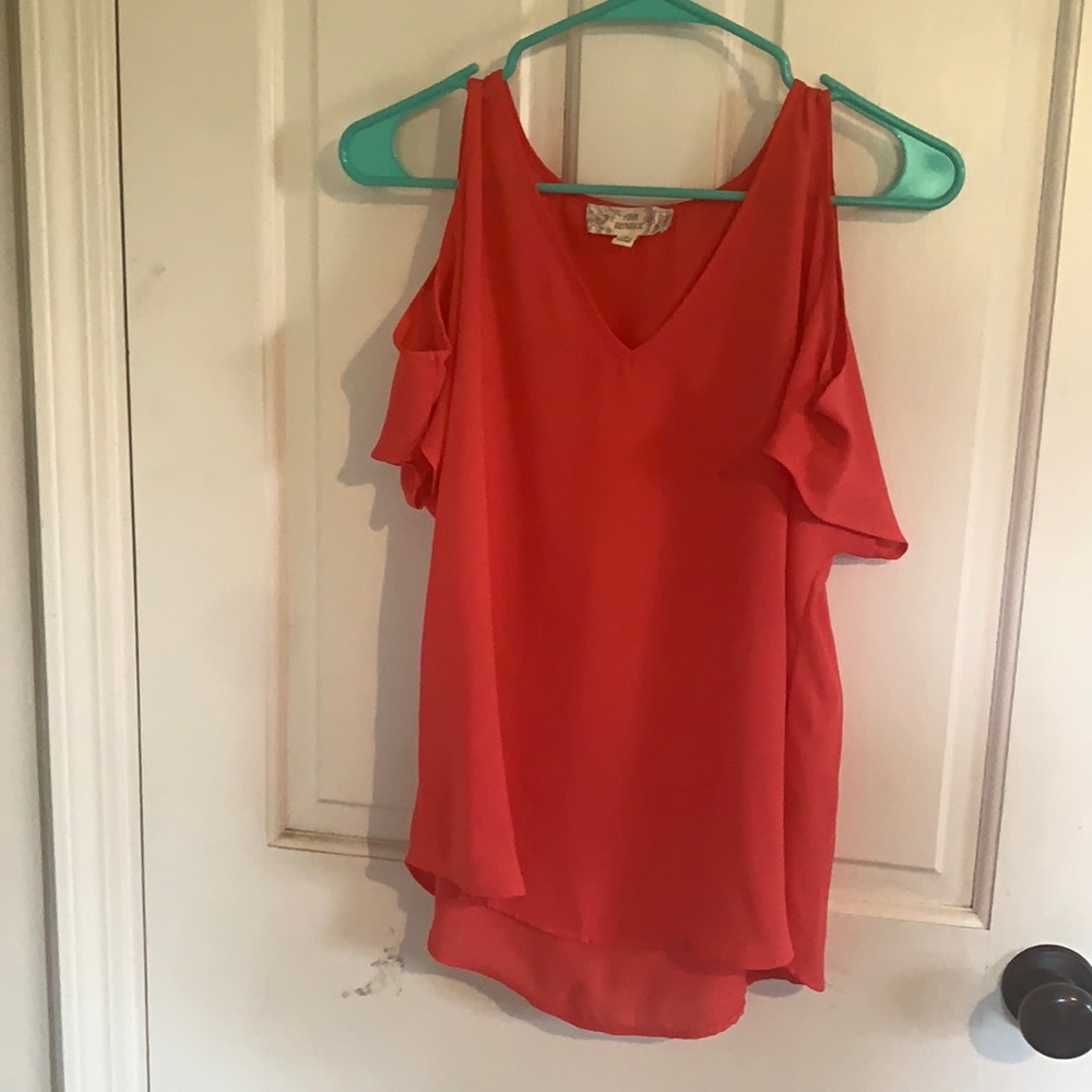 Pink Republic cold shoulder top